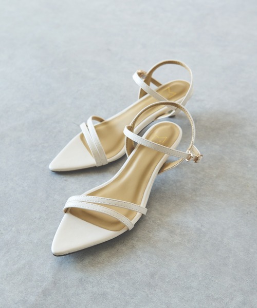 mio notis(ミオノティス)の「【MIO NOTIS(ミオ ノティス)】ナローベルトメタルヒールサンダル(サンダル・レディース・オレンジ/ホワイト/ブラック・37/38)」の4枚目の写真