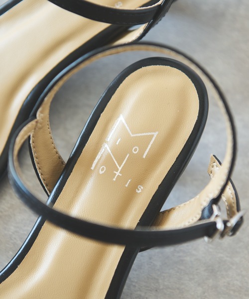 mio notis(ミオノティス)の「【MIO NOTIS(ミオ ノティス)】ナローベルトメタルヒールサンダル(サンダル・レディース・オレンジ/ホワイト/ブラック・37/38)」の17枚目の写真