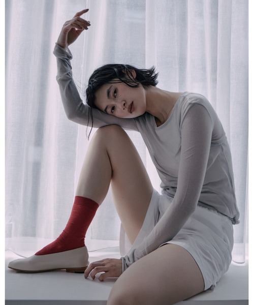 ENCIRCLE（エンサークル）の「【ENCIRCLE/エンサークル】Sheer top/シアートップス（Tシャツ/カットソー・レディース・ブラック/ライトグレー・FREE）」の8枚目の写真