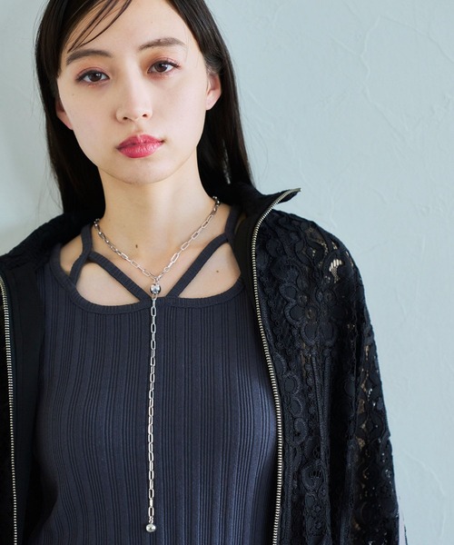 HARE（ハレ）の「デザインロングラリエットネックレス(HARE)（ネックレス・レディース・ゴールド/シルバー・FREE）」の4枚目の写真