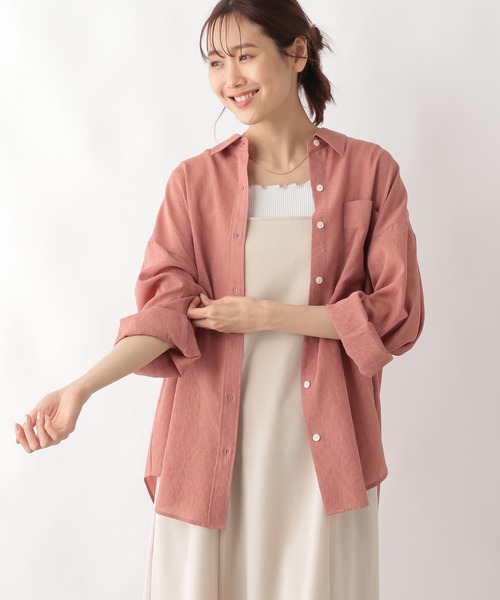 GLOBAL WORK(グローバルワーク)の「イージーケアシアーシャツ長袖/976694(シャツ/ブラウス・レディース・グレイッシュベージュ/アイボリー/カーキ/チャコール/コーラルピンク/サックスブルー・FREE)」の6枚目の写真