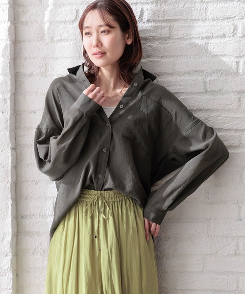 GLOBAL WORK(グローバルワーク)の「イージーケアシアーシャツ長袖/976694(シャツ/ブラウス・レディース・グレイッシュベージュ/アイボリー/カーキ/チャコール/コーラルピンク/サックスブルー・FREE)」の17枚目の写真