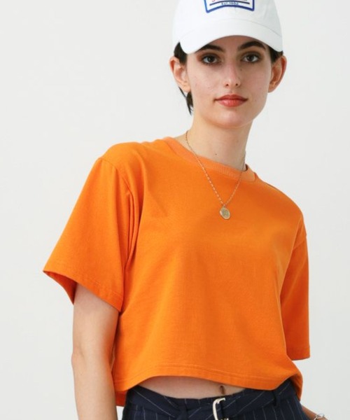 saloon（サルーン）の「SALOON(サルーン)/ クロップドTシャツ