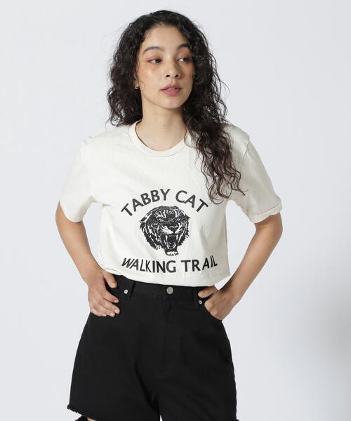 MIXTA(ミクスタ)の「MIXTA/ミクスタ CREW NECK TABBY CAT Tシャツ(Tシャツ/カットソー・レディース・ナチュラル・SMALL)」の5枚目の写真