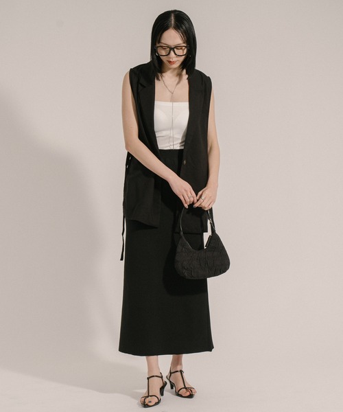 Jeudi(ジュディ)の「Iラインニットスリットスカート(スカート・レディース・ブラック/アイボリー・FREE)」の5枚目の写真