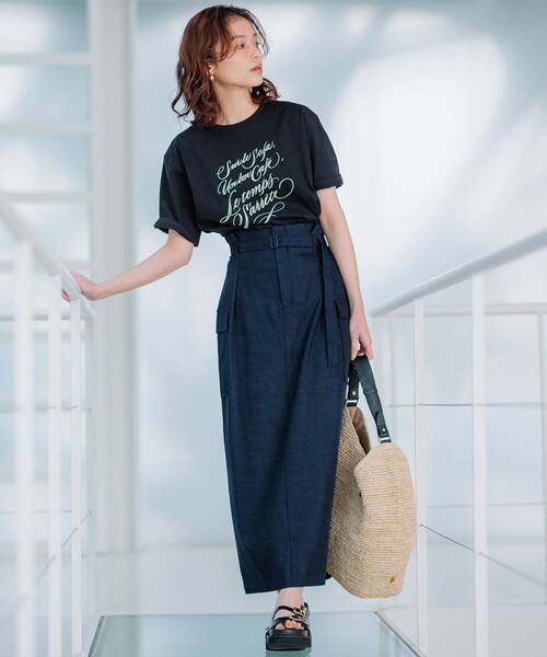 23区(ニジュウサンク)の「【洗える】デニムライクシャンブレー Iライン スカート(スカート・レディース・ブラック系/ネイビー系・36/38/40)」の11枚目の写真