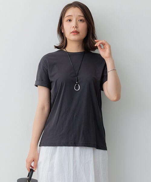 23区(ニジュウサンク)の「【SLOW/WEB限定】シアーツイストシングルジャージー Tシャツ(Tシャツ/カットソー・レディース・ブラック系/グレー系/ベージュ系/ローズ系・32)」の4枚目の写真