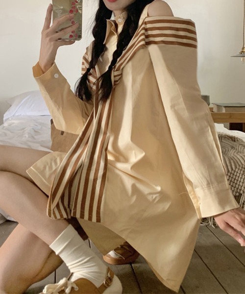 Miniministore(ミニミニストア)の「オフショルダーシャツ肩掛け付きシャツ春夏(シャツ/ブラウス・レディース・ブルー/ベージュ・FREE)」の11枚目の写真