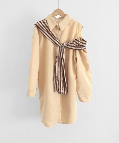 Miniministore(ミニミニストア)の「オフショルダーシャツ肩掛け付きシャツ春夏(シャツ/ブラウス・レディース・ブルー/ベージュ・FREE)」の17枚目の写真