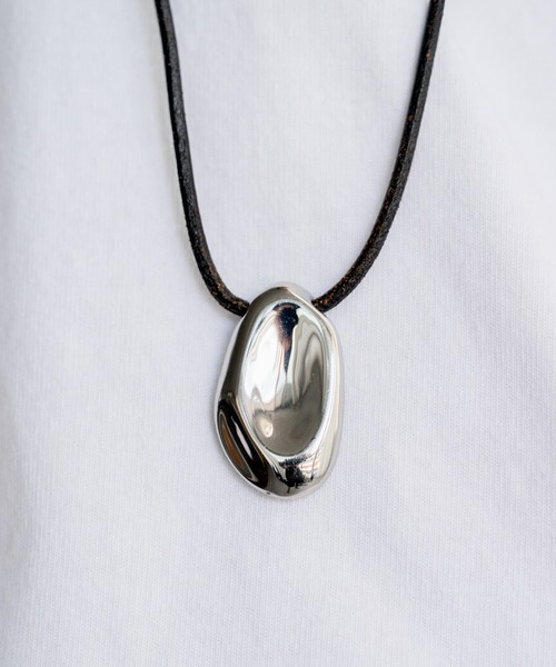 セール】Leather cord drop necklace / レザーコードドロップ