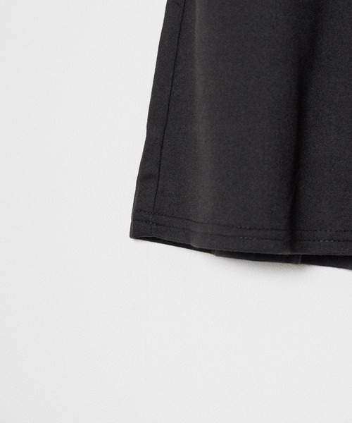 ROOPTOKYO（ループトウキョウ）の「クロップド丈ポロシャツトップス＋ショートパンツセット セットアップ（Tシャツ/カットソー・レディース・ブラック/ホワイト・FREE）」の13枚目の写真