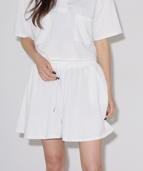 ROOPTOKYO（ループトウキョウ）の「クロップド丈ポロシャツトップス＋ショートパンツセット セットアップ（Tシャツ/カットソー・レディース・ブラック/ホワイト・FREE）」の7枚目の写真