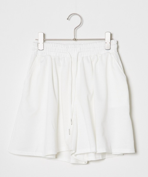 ROOPTOKYO（ループトウキョウ）の「クロップド丈ポロシャツトップス＋ショートパンツセット セットアップ（Tシャツ/カットソー・レディース・ブラック/ホワイト・FREE）」の9枚目の写真