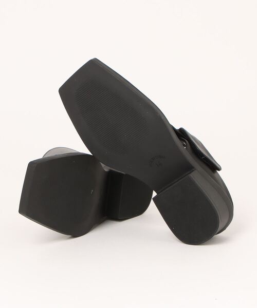 notch.（ノッチ）の「トングスクエアサンダル（サンダル・レディース・オフホワイト/ブラック・M/L）」の4枚目の写真