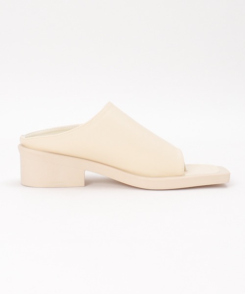 notch.（ノッチ）の「トングスクエアサンダル（サンダル・レディース・オフホワイト/ブラック・M/L）」の14枚目の写真