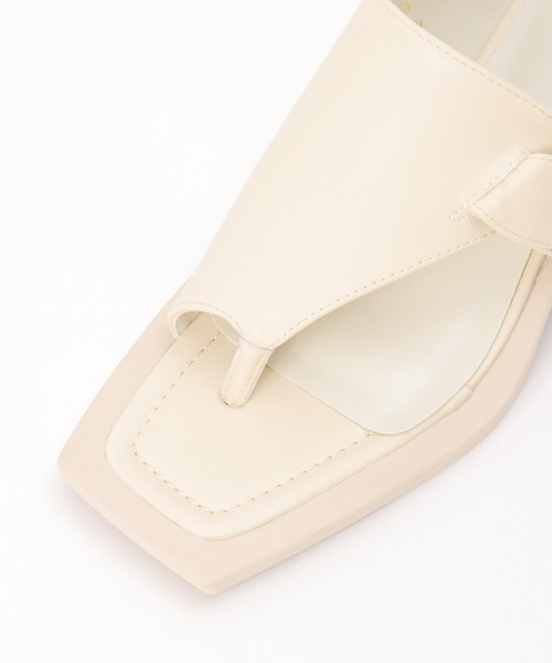 notch.（ノッチ）の「トングスクエアサンダル（サンダル・レディース・オフホワイト/ブラック・M/L）」の12枚目の写真