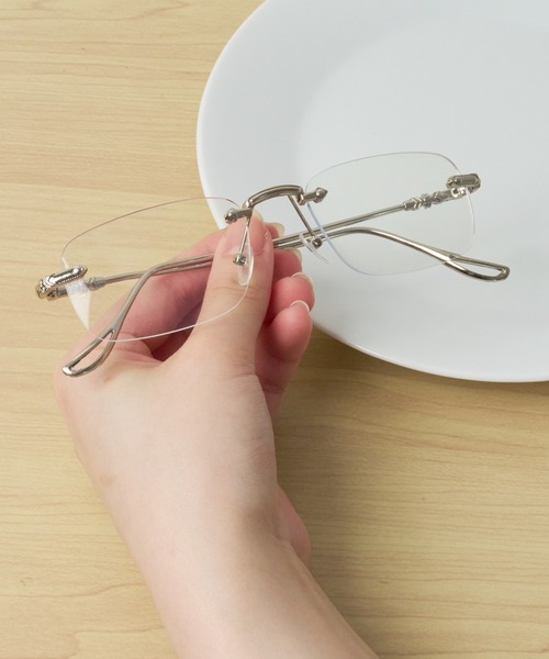 WEGO（ウィゴー）の「WEGO/リムレスデザインアイウェア（メガネ・レディース・シルバー・FREE）」の4枚目の写真