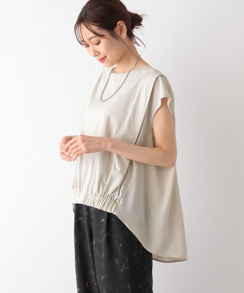 GLOBAL WORK（グローバルワーク）の「快適バック布帛ギャザーT/992297（Tシャツ/カットソー・レディース・ライトグレー/ブラック/ダークパープル/ロイヤルブルー・MEDIUM/LARGE）」の2枚目の写真