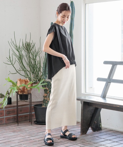 GLOBAL WORK（グローバルワーク）の「快適バック布帛ギャザーT/992297（Tシャツ/カットソー・レディース・ライトグレー/ブラック/ダークパープル/ロイヤルブルー・MEDIUM/LARGE）」の8枚目の写真