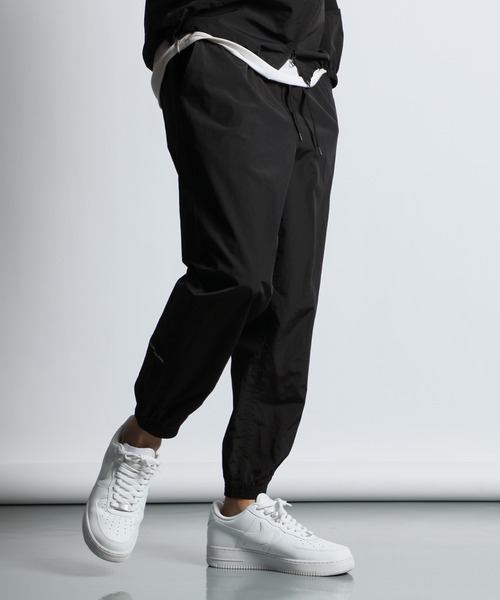 The DUFFER of ST.GEORGE（ザダファーオブセントジョージ）の「【WEB限定アイテム】SET UP RIPSTOP NYLON PANTS：セットアップ リップストップ ナイロンパンツ（その他パンツ・メンズ・ブラック/カーキ/ネイビー・X-LARGE/SMALL/LARGE/MEDIUM）」の15枚目の写真