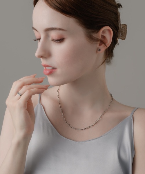 muku(ムク)の「スリムマンテルチェーンネックレス(ネックレス・レディース・ゴールド/シルバー・45)」の5枚目の写真