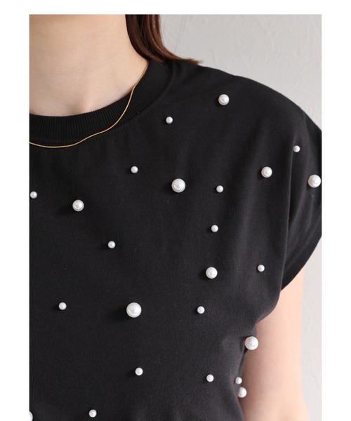 sakishimatokyo(サキシマトーキョー)の「パール付きノースリトップス(Tシャツ/カットソー・レディース・ブラック/オフホワイト・FREE)」の16枚目の写真