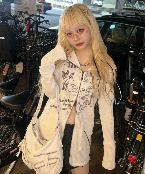 ヘアピン…ファッション Never mind the XU / Chikashitsu+（ネバーマインド ザ エックス