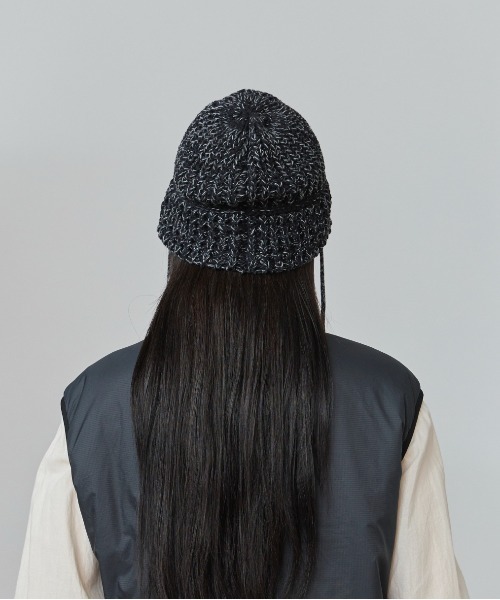 OVERRIDE(オーバーライド)の「OVERRIDE KNIT BALLOON CLOCHE HAT SGP / オーバーライド(ハット・レディース・ブラック/ネイビー/レッド・57~59cm)」の8枚目の写真