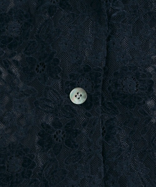 LOWRYS FARM（ローリーズファーム）の「ベロアレースシャツＬＳ 135666（シャツ/ブラウス・レディース・アイボリー/ブラック/ネイビー・FREE）」の7枚目の写真