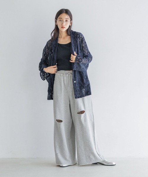 LOWRYS FARM（ローリーズファーム）の「ベロアレースシャツＬＳ 135666（シャツ/ブラウス・レディース・アイボリー/ブラック/ネイビー・FREE）」の22枚目の写真