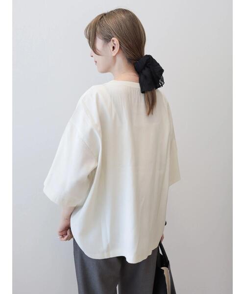 AMERICAN HOLIC(アメリカンホリック)の「接触冷感 衿リブブラウソー(Tシャツ/カットソー・レディース・アイボリー/モカ/チャコールグレー・L/M)」の7枚目の写真