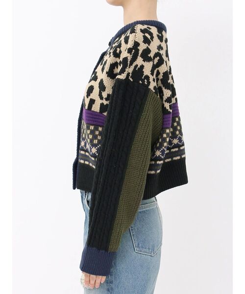 EVRIS(エヴリス)の「2WAYマルチパターンニットトップス(ニット/セーター・レディース・ブルー/ブラック/ベージュ・FREE)」の7枚目の写真