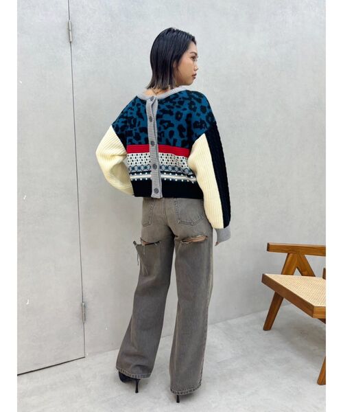 EVRIS(エヴリス)の「2WAYマルチパターンニットトップス(ニット/セーター・レディース・ブルー/ブラック/ベージュ・FREE)」の21枚目の写真