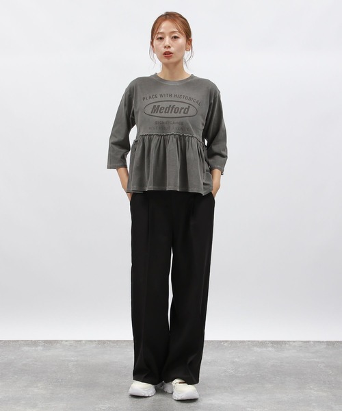 LAKOLE(ラコレ)の「ロゴペプラム8分袖プルオーバー / 146603(Tシャツ/カットソー・レディース・ネイビー/チャコール/アイボリー・FREE)」の4枚目の写真