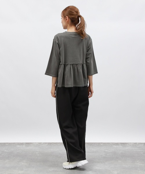 LAKOLE(ラコレ)の「ロゴペプラム8分袖プルオーバー / 146603(Tシャツ/カットソー・レディース・ネイビー/チャコール/アイボリー・FREE)」の6枚目の写真