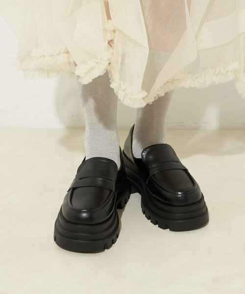 CIAOPANIC（チャオパニック）の「厚底スニーカーローファー（パンプス・レディース・ブラック/シルバー・SMALL/MEDIUM/LARGE）」の4枚目の写真