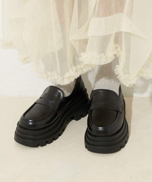CIAOPANIC（チャオパニック）の「厚底スニーカーローファー（パンプス・レディース・ブラック/シルバー・SMALL/MEDIUM/LARGE）」の5枚目の写真