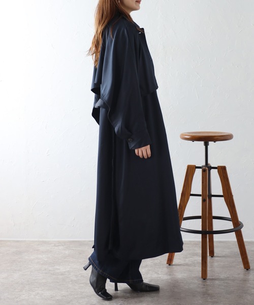 Bonjour Sagan(ボンジュールサガン)の「ケープトレンチコート(トレンチコート・レディース・ベージュ/ライトベージュ/ダークネイビー・FREE)」の20枚目の写真