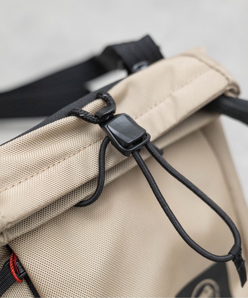Mammut(マムート)の「/MAMMUT (マムート)/Xeron Pouch RT 1(ショルダーバッグ・メンズ・ベージュ/ブラック・FREE)」の9枚目の写真