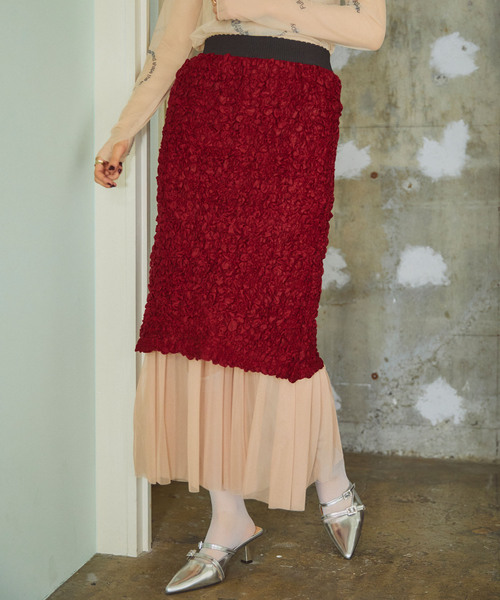 ELLEgirl（エルガール）の「チュールレイヤードシャーリングスカート【ELLEgirl/エル ガール】（スカート・レディース・ブラック/アイボリー/レッド・FREE）」の5枚目の写真