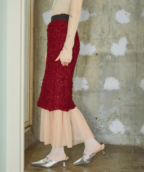 ELLEgirl（エルガール）の「チュールレイヤードシャーリングスカート【ELLEgirl/エル ガール】（スカート・レディース・ブラック/アイボリー/レッド・FREE）」の6枚目の写真