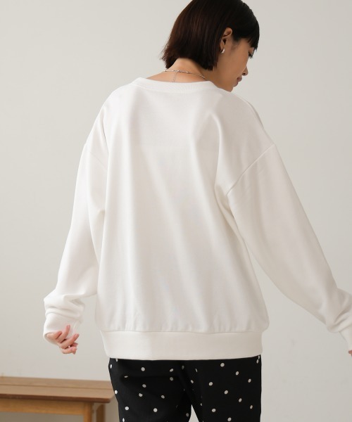 Bou Jeloud(ブージュルード)の「箔プリント裏毛プルオーバー(Tシャツ/カットソー・レディース・チャコールグレー/オフホワイト/グレー・FREE)」の9枚目の写真