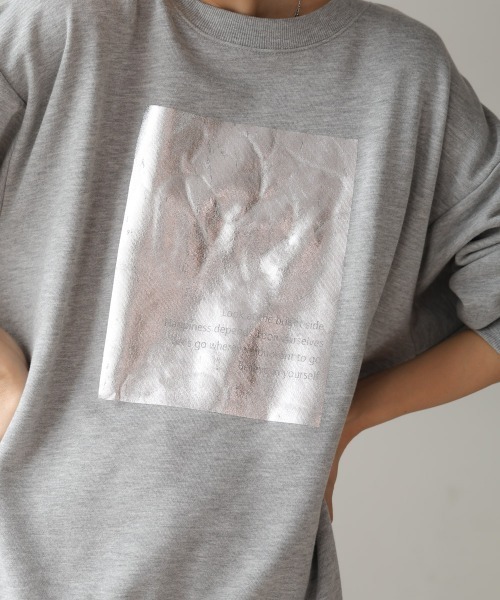 Bou Jeloud(ブージュルード)の「箔プリント裏毛プルオーバー(Tシャツ/カットソー・レディース・チャコールグレー/オフホワイト/グレー・FREE)」の19枚目の写真