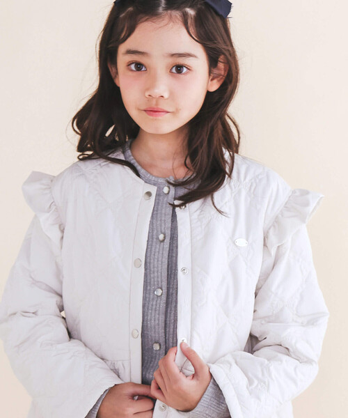 SLAP SLIP(スラップスリップ)の「【お揃い】リボンキルト総柄袖フリルフレアジャケット(90~140cm)(ブルゾン・キッズ・パープル/オフホワイト・90cm/100cm/120cm/110cm/140cm/130cm)」の5枚目の写真