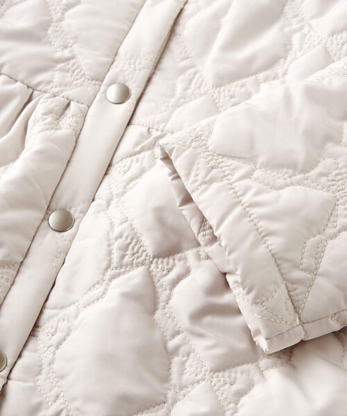 SLAP SLIP(スラップスリップ)の「【お揃い】リボンキルト総柄袖フリルフレアジャケット(90~140cm)(ブルゾン・キッズ・パープル/オフホワイト・90cm/100cm/120cm/110cm/140cm/130cm)」の11枚目の写真