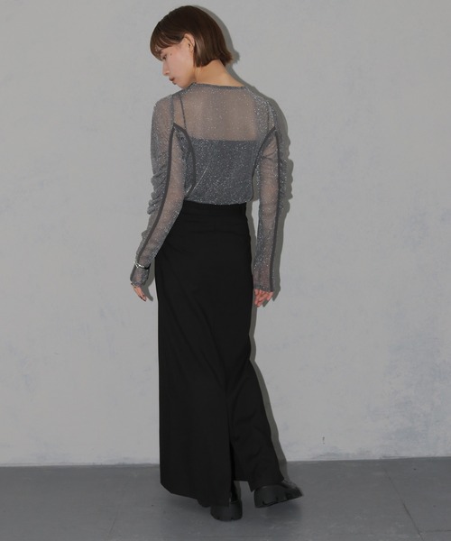 cheriella（シェリエラ）の「【cheriella】新色追加 ソフトラメシアーパフスリーブトップス NEW COLOR SOFT LAME SHEER PUFF SLEEVE TOPS（Tシャツ/カットソー・レディース・ブラック/ブルーグリーン/チャコール/アイボリー・M）」の19枚目の写真