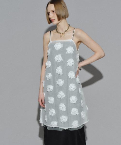 yae（ヤエ）の「Rose pattern camisole dress / ローズパターンキャミソールドレス（ワンピース・レディース・ホワイト・FREE）」の9枚目の写真