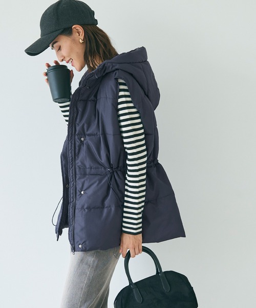 coca（coca）（コカ）の「【WEB限定セール】フード付 ドロスト中綿ベスト（ダウンベスト・レディース・ブラック/ネイビー・L/M）」の12枚目の写真