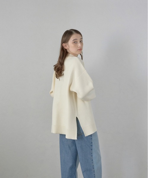 MINERTE（ミネルテ）の「【MINERTE】2way collared deep vneck knit / 2way襟付きディープVネックニット（ニット/セーター・レディース・チャコールグレー/グレー/アイボリー・FREE）」の18枚目の写真