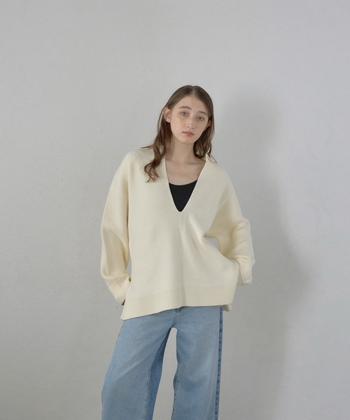 MINERTE（ミネルテ）の「【MINERTE】2way collared deep vneck knit / 2way襟付きディープVネックニット（ニット/セーター・レディース・チャコールグレー/グレー/アイボリー・FREE）」の20枚目の写真
